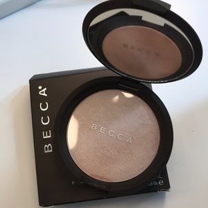 BECCA Shimmering Skin Perfector (Highlighter) Opal